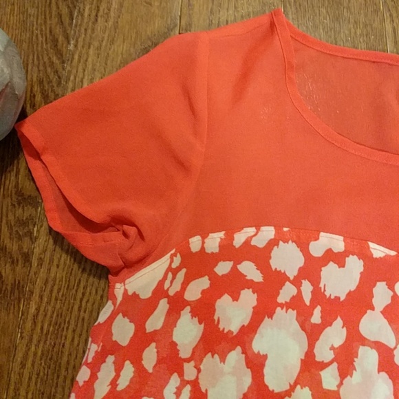 💘 Forever 21 top. - Picture 6 of 8